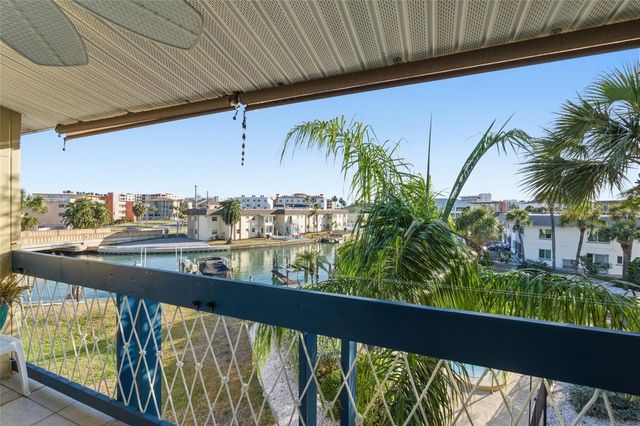 11650 CAPRI CIRCLE S 204, Treasure Island, FL 33706
