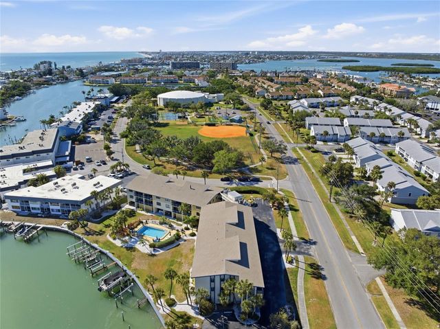 11650 CAPRI CIRCLE S 204, Treasure Island, FL 33706