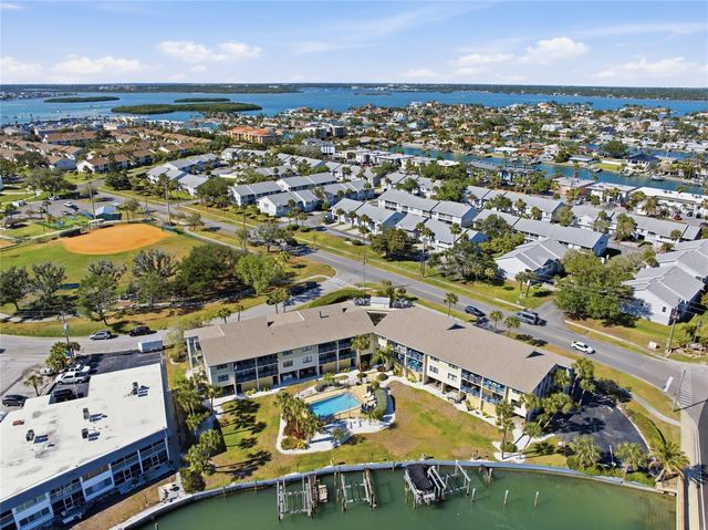 11650 CAPRI CIRCLE S 204, Treasure Island, FL 33706