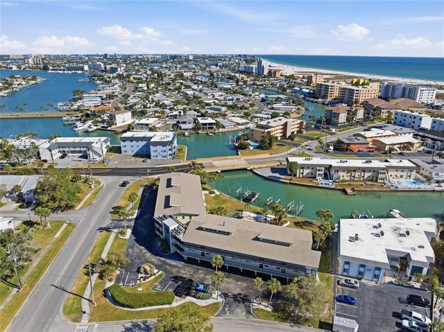 11650 CAPRI CIRCLE S 204, Treasure Island, FL 33706