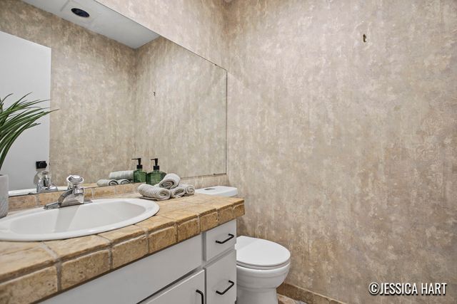 4776 Pinnacle Court Sw, City Of Wyoming, MI 49519