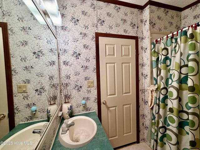 230 Boyd Acres Road, Washington, NC 27889