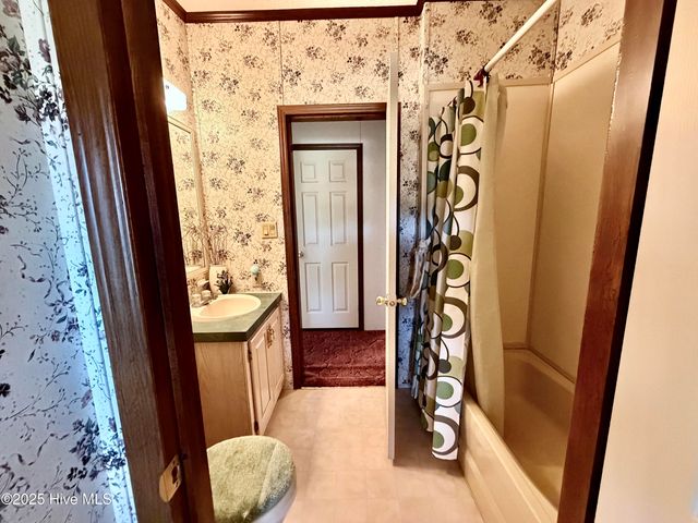 230 Boyd Acres Road, Washington, NC 27889