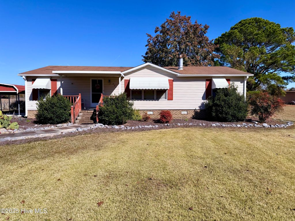 230 Boyd Acres Road, Washington, NC 27889