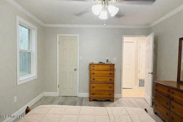 3225 Riverbend Road, Moss Point, MS 39562