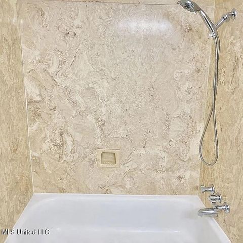 3225 Riverbend Road, Moss Point, MS 39562