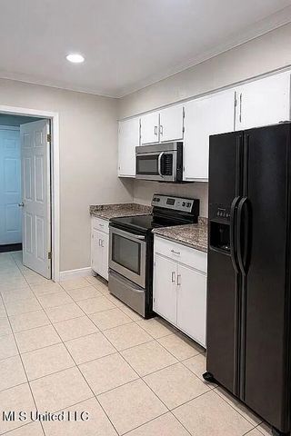 3225 Riverbend Road, Moss Point, MS 39562