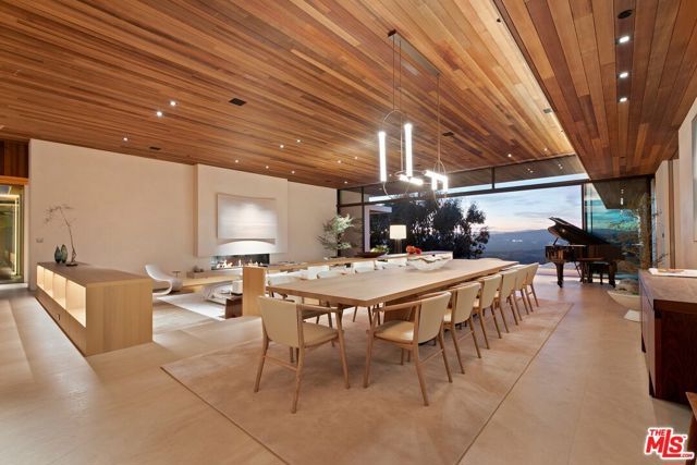 1675 Carla, Beverly Hills, CA 90210