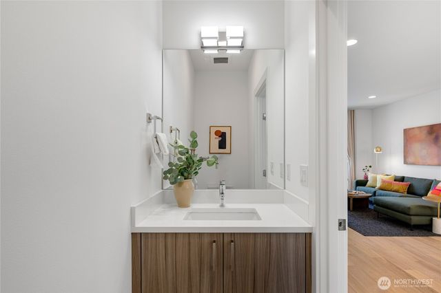 1431 22nd Avenue, Seattle, WA 98122