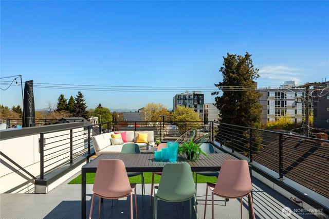 1431 22nd Avenue, Seattle, WA 98122