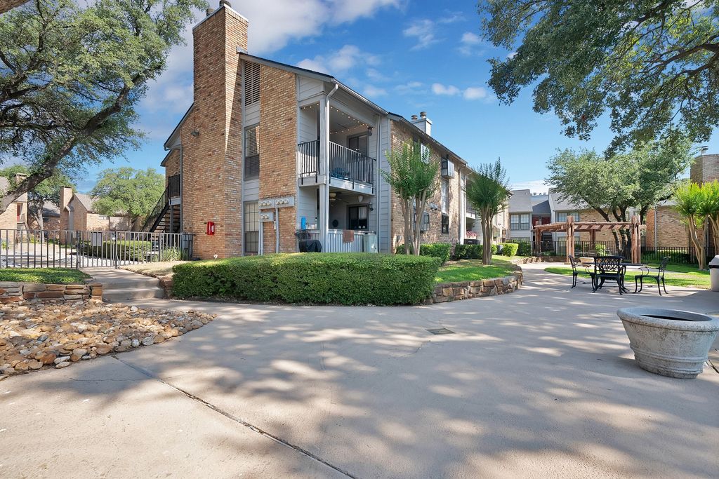 15151 Berry Trail 1108, Dallas, TX 75248