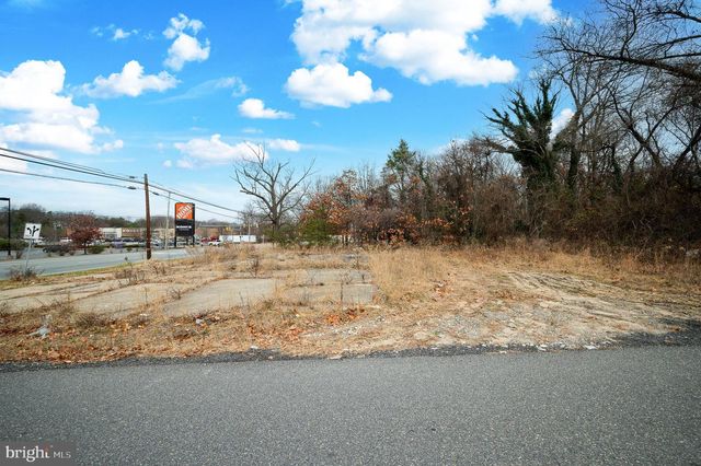 319 BRIDGETON PIKE, Mantua, NJ 08051