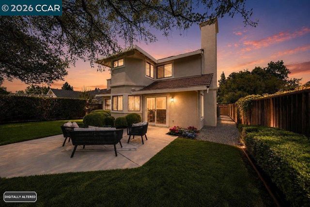 40 Saint Tropez Ct, Danville, CA 94506