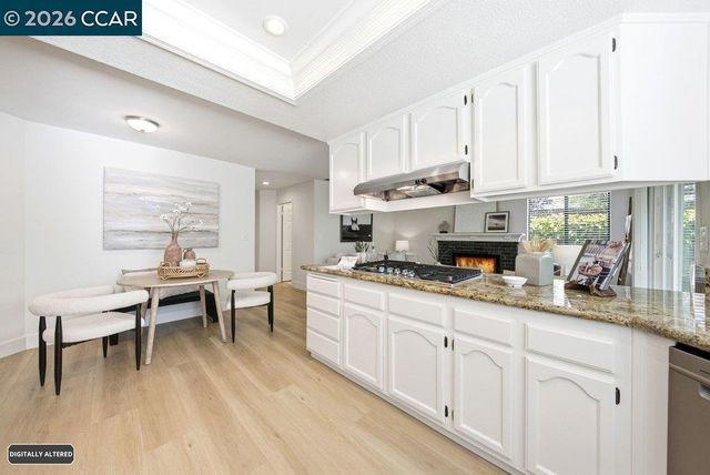 40 Saint Tropez Ct, Danville, CA 94506