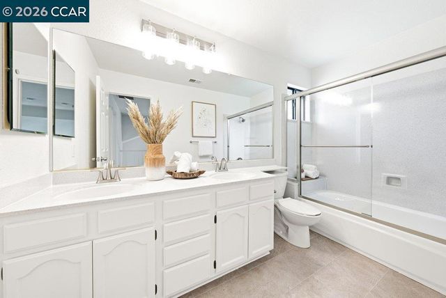 40 Saint Tropez Ct, Danville, CA 94506