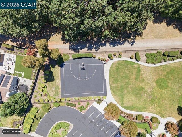40 Saint Tropez Ct, Danville, CA 94506