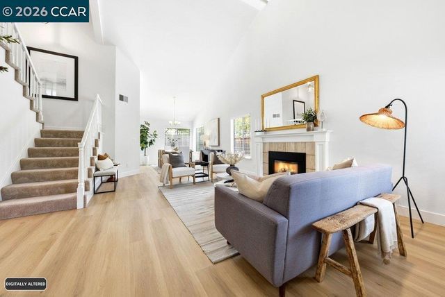40 Saint Tropez Ct, Danville, CA 94506
