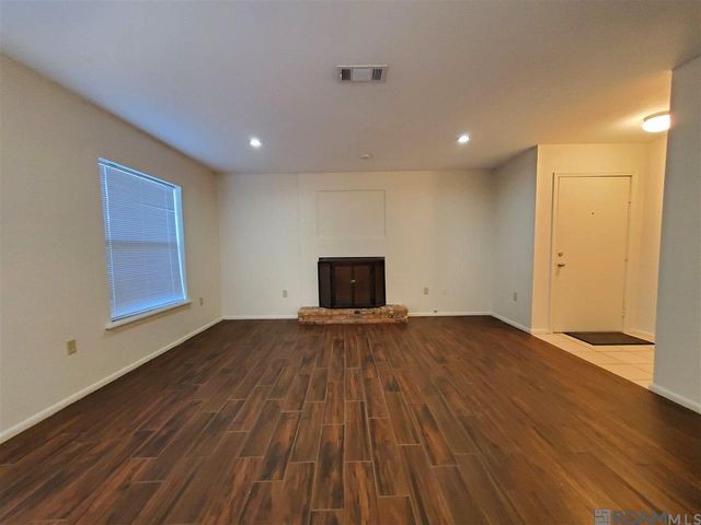 5151 Everette Ln, Baton Rouge, LA 70809