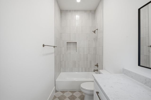 609 E 25th Street, Houston, TX 77008