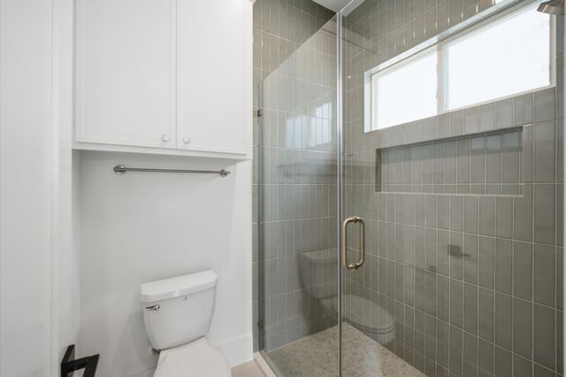 609 E 25th Street, Houston, TX 77008