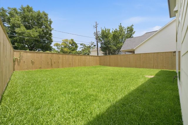 609 E 25th Street, Houston, TX 77008