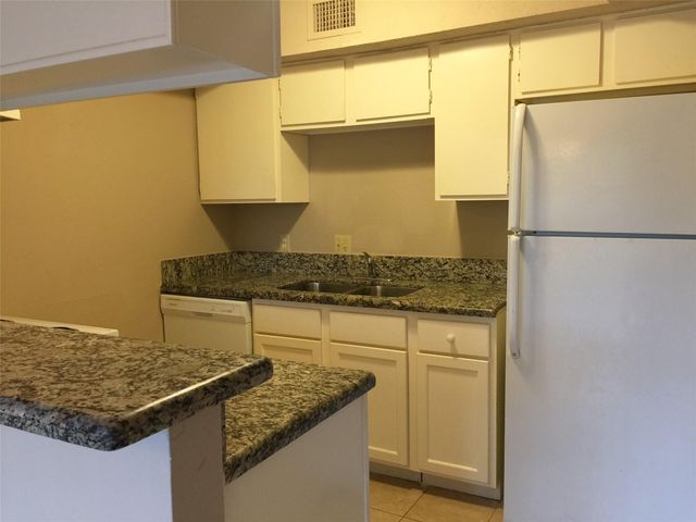 9217 Vogue Lane C, Houston, TX 77080