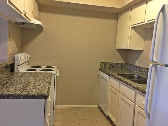 9217 Vogue Lane C, Houston, TX 77080