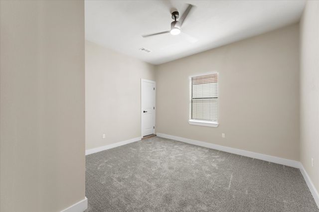 300 Steinman Avenue, Dallas, TX 75203