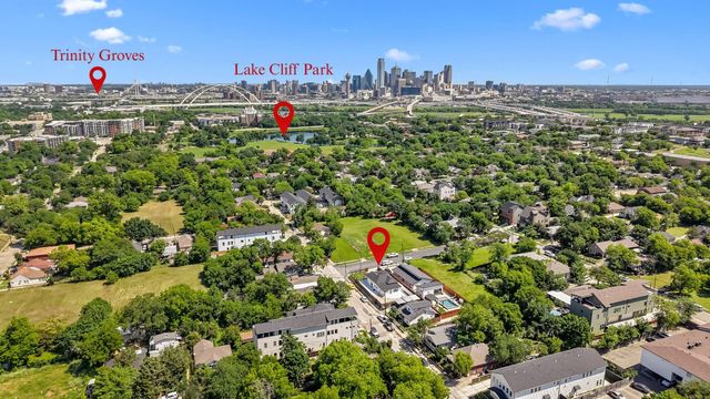 300 Steinman Avenue, Dallas, TX 75203