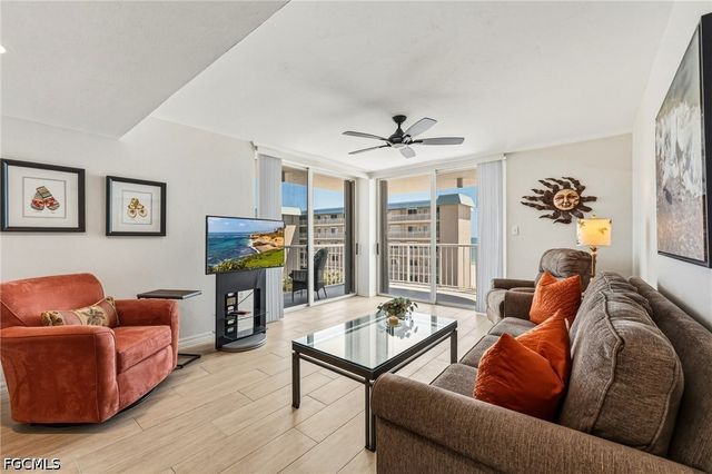 7390 Estero BLVD 404, Fort Myers Beach, FL 33931