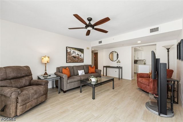 7390 Estero BLVD 404, Fort Myers Beach, FL 33931