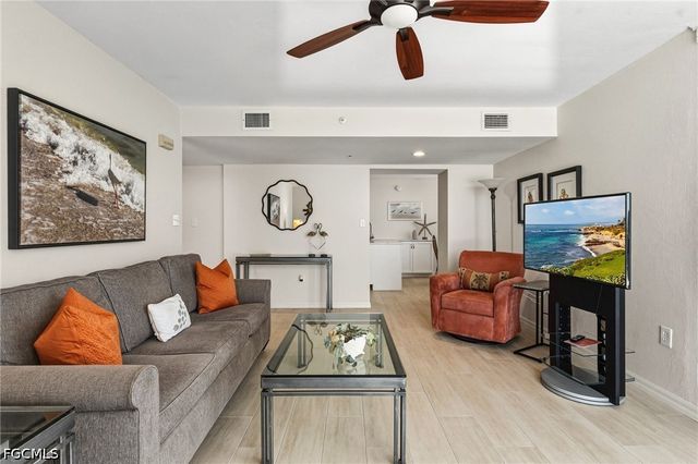 7390 Estero BLVD 404, Fort Myers Beach, FL 33931