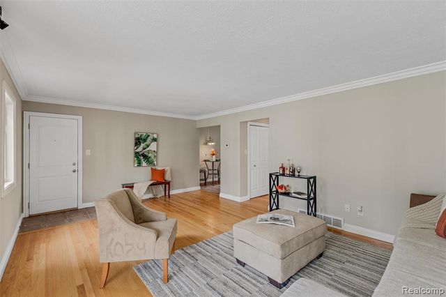 305 N Eton Street A, Birmingham, MI 48009