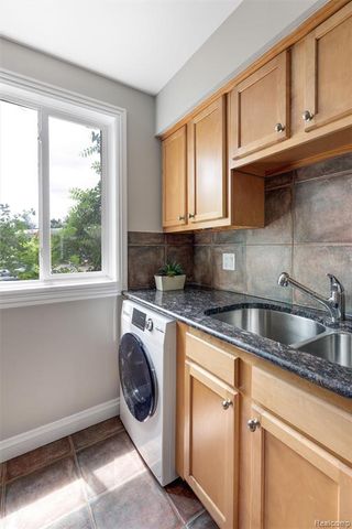 305 N Eton Street A, Birmingham, MI 48009