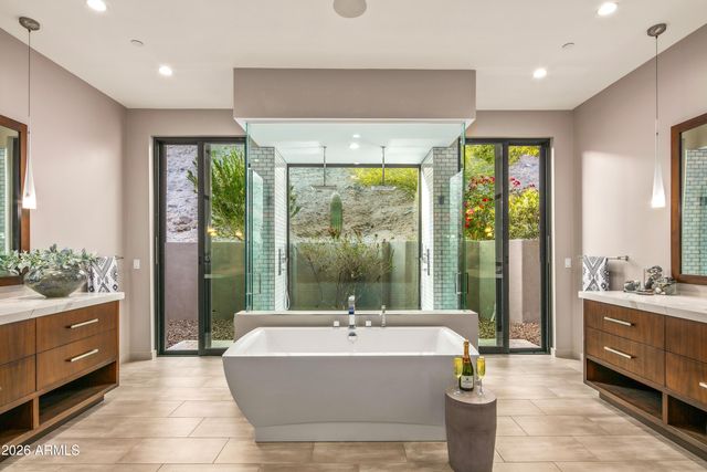 39897 N Father Kino Trail, Carefree, AZ 85377