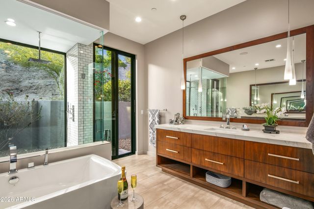 39897 N Father Kino Trail, Carefree, AZ 85377