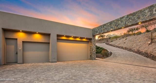 39897 N Father Kino Trail, Carefree, AZ 85377