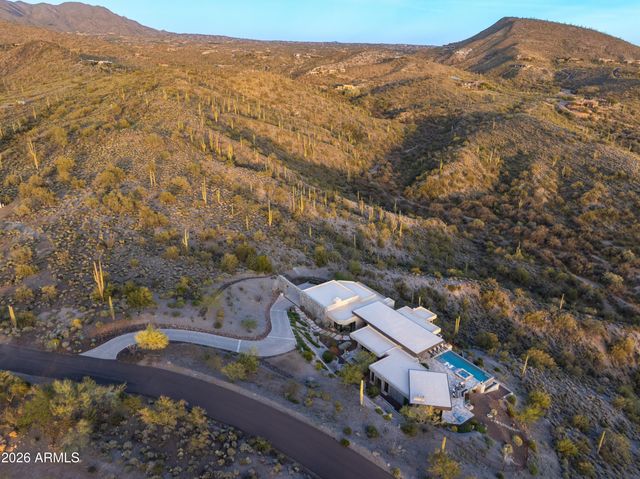 39897 N Father Kino Trail, Carefree, AZ 85377