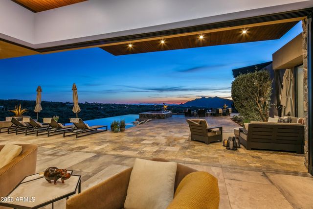 39897 N Father Kino Trail, Carefree, AZ 85377