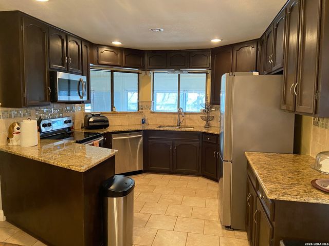 4534 Western Pine Woods, San Antonio, TX 78249