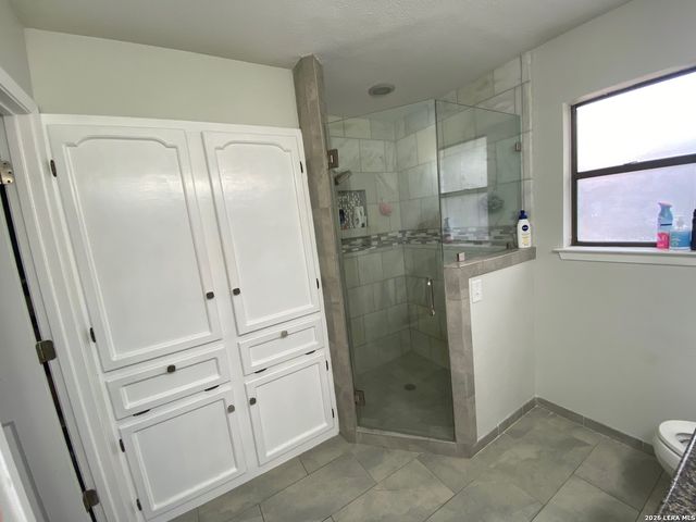 4534 Western Pine Woods, San Antonio, TX 78249