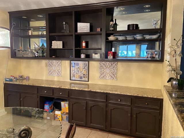 4534 Western Pine Woods, San Antonio, TX 78249