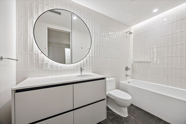 610 Davis ST 2702, Austin, TX 78701