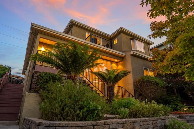 512 Lakemead Way, Redwood City, CA 94062