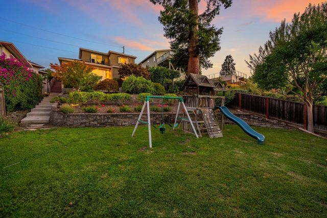 512 Lakemead Way, Redwood City, CA 94062