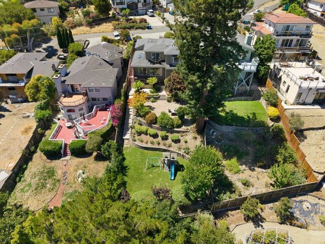 512 Lakemead Way, Redwood City, CA 94062