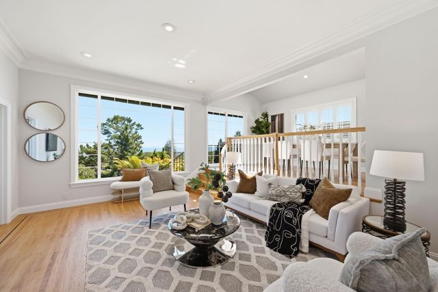 512 Lakemead Way, Redwood City, CA 94062