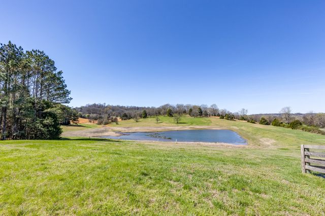 5339 Columbia Hwy, Pulaski, TN 38478