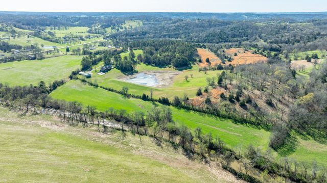 5339 Columbia Hwy, Pulaski, TN 38478