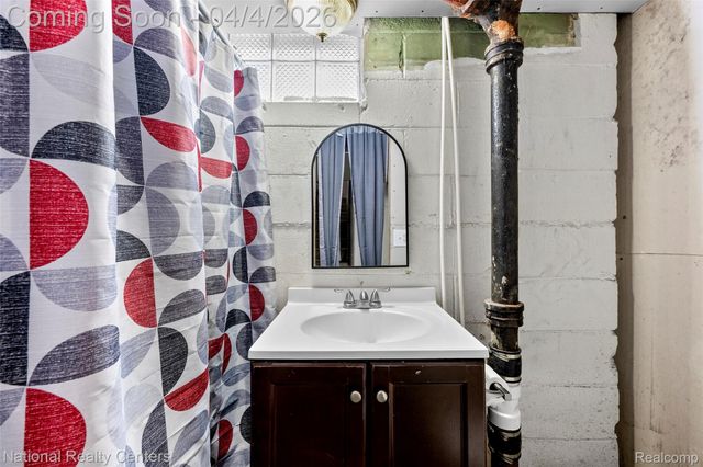 6530 Brace Street, Detroit, MI 48228